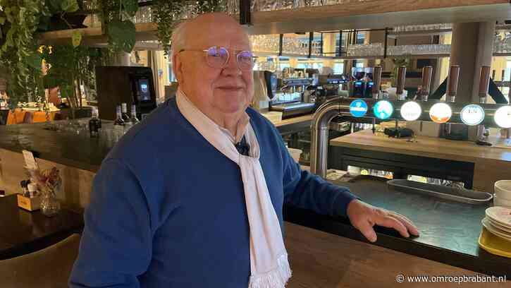 Met tranen in de ogen verliet Tijn (83) zijn restaurant en geboortegrond