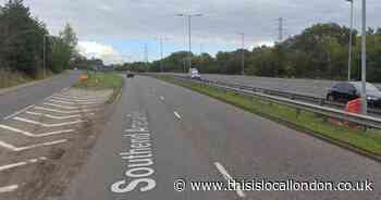 Three people in hospital after ANOTHER crash in Havering