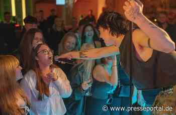 E WIE EINFACH schenkt Alina positive Energie zum 18. Geburtstag mit Cro, Philipp Dittberner und vielen weiteren