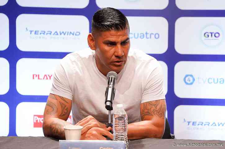 Carlos Salcido apunta a salir del retiro y regresar a la Liga MX