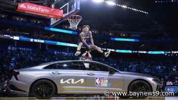 McClung pulls off first NBA dunk contest three-peat