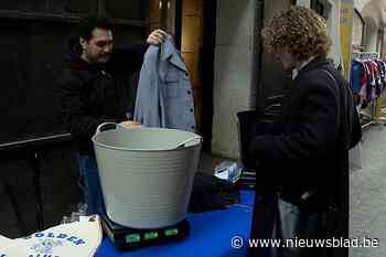 Vintage market ‘Golden Grams’ organiseert samen met food market WOLF een kiloverkoop in Felix Pakhuis