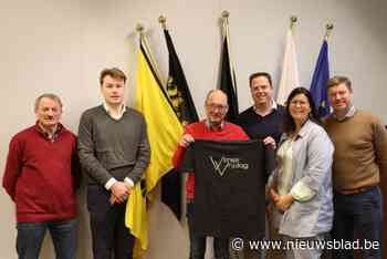 Gemeente pakt opnieuw uit met zomerconcerten ‘Verneir Vrijdag’: “Met Günther Neefs, Celien Hermans, de Ketnet-dj en vele anderen”