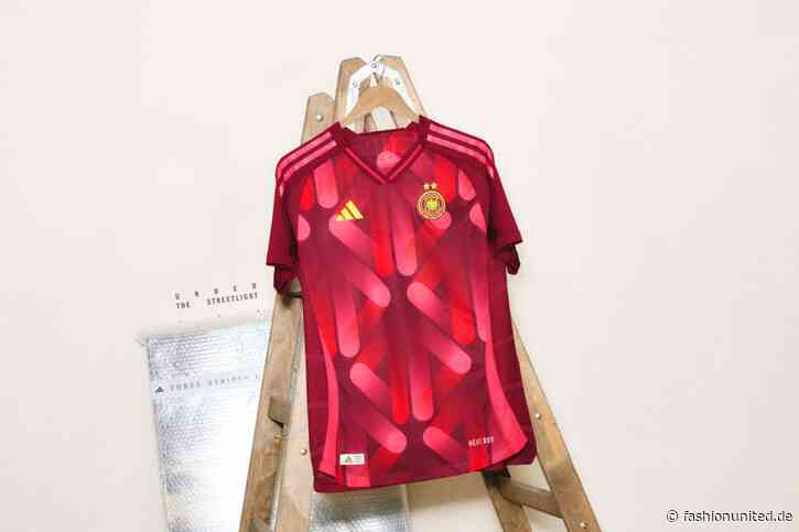 DFB-Frauen bekommen neues Auswärtstrikot in Rot und Rosa