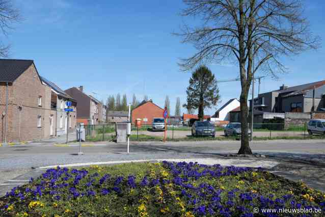 Bronplein geteisterd door water en ijs