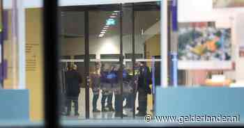 Gewapende indringer Kamergebouw is Nijmegenaar (18), verdacht van voorbereiding moord met terroristisch oogmerk