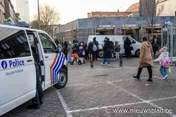 “Normaal zitten de dealers hier gewoon voor de schoolpoort”: onze reporter op pad in Anderlecht