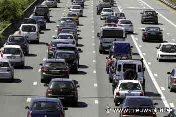 Hinder op E40 door dringende herstellingswerken aan brug: “Zal pas na avondspits opgelost zijn”
