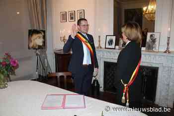 Fernand Van Trimpont legt eed af bij gouverneur Van Cauter: “Het zuiden van de provincie heeft er een gedreven burgemeester bij”