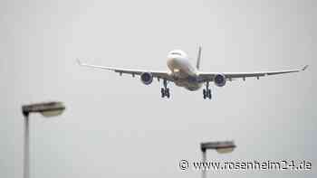 Flugzeug-Unglück in Toronto: Passagier-Maschine landet auf dem Rücken