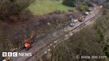 Headlines: Major roadworks and 'tiny' 20mph signs