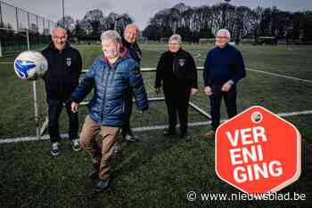 Wandelvoetbalclub Old Stars viert eerste lustrum: “We zijn een oude ploeg met een winnaarsmentaliteit van twintigers”