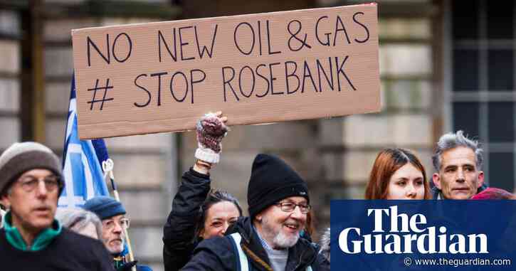 Fossil fuel industry accused of seeking special treatment over oilfield emissions