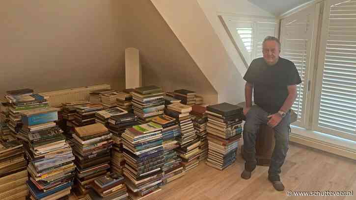 Opkoper van 3000 maritieme boeken: ‘Iedereen is welkom om te snuffelen bij mij op zolder’