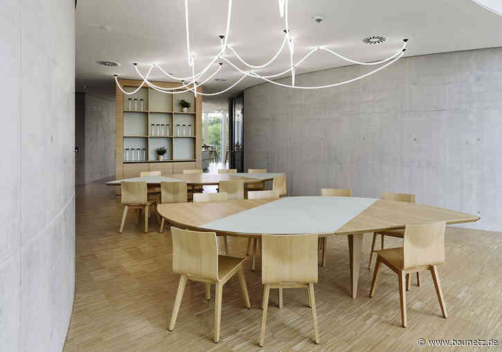 Wassermolekül bei Schalke - Laborgebäude von Gelsenwasser in Gelsenkirchen