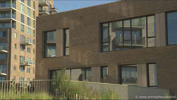 Almere - Oud-leerkracht van Almeerse basisschool verdacht van ontucht met twee leerlingen