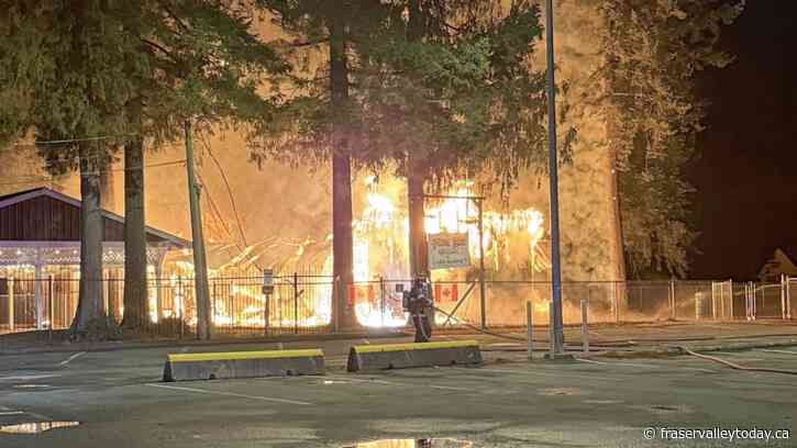 Overnight fire destroys Cultus Lake artisan market