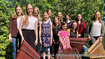Klänge von Akkordeon, Harfe und Hackbrett vermengen sich beim Ensemble-Konzert in der Kreismusikschule Erding