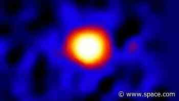 James Webb Space Telescope finds our Milky Way galaxy's supermassive black hole blowing bubbles (image, video)