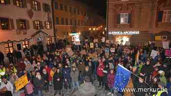 500 Demonstranten: Lautstarker Protest gegen AfD-Veranstaltung mit Tino Chrupalla