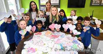 Throckley school pupils spread massive display of love to local community