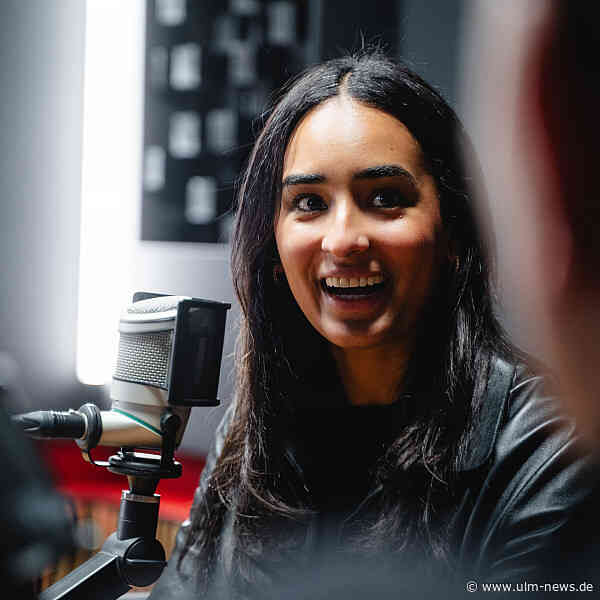 Semino Rossi überrascht mit Auftritt – Ulmer Koch-Coachin Alina rüffelt den Sänger und Koch-Show „Grill den Henssler" nun mit Ulmer Kochkunst