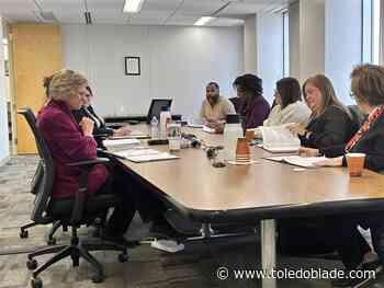 Commission set to review salaries of Toledo mayor, city councilmen