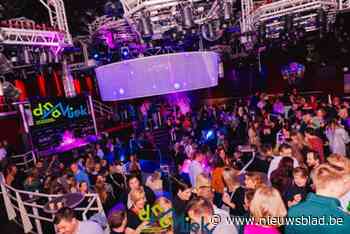 Leraars en personeel scholengroep blazen 25 kaarsjes uit … in dicotheek