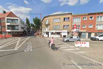 Fietsster gewond na smak tegen openzwaaiend portier