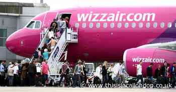 Wizz Air apologises as passenger suffers 'panic attack' during flight delay