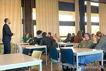 Sammy Mahdi geeft gastles migratie aan zevendejaars van Horteco  “Jongeren zijn misschien wel mijn meest kritische publiek”