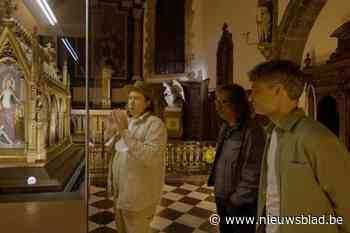 Herman Brusselmans overnacht in  Sint-Janshospitaal voor Canvas-programma: “Dit brengt de liefde voor kunst naar de huiskamer”