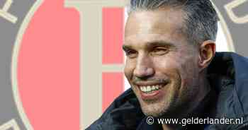 Feyenoord wil Robin van Persie per direct als nieuwe trainer, René Hake in beeld als assistent