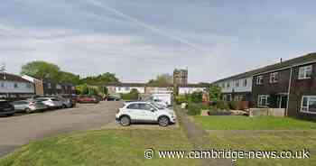 Cambridgeshire blaze spreads to homes as fire crews rush to scene