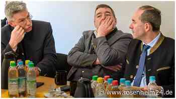 „Zwei Lokomotiven fahren aufeinander zu“: Wie Aiwanger den Rotter Flüchtlings-Streit lösen will