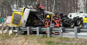 I-95 South closed near Selma after truck overturns, icy conditions reported on interstate