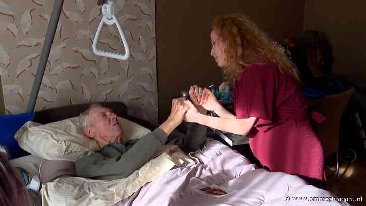 Niet zeggen, maar zingen: deze Diva's zingen een laatste eerbetoon