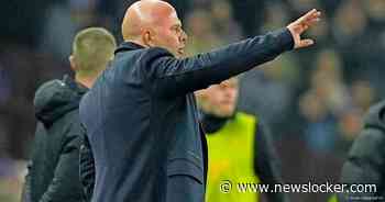 Slot loopt met Liverpool averij op in strijd om Engelse landstitel: gelijkspel bij Aston Villa