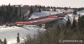 More lane reductions coming to Rainbow Valley Bridge section of Whitemud Drive