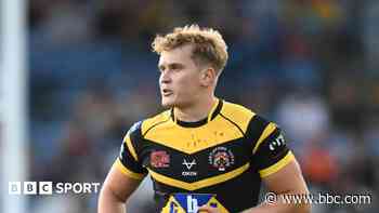 Castleford back Tate facing four months out