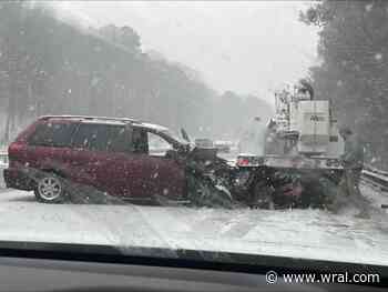 Live updates: Thousands without power along NC coast, crashes continue Thursday morning after more than 1,000 reported Wednesday