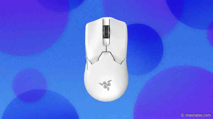 Grab the Razer V2 gaming mouse for 47% off at Best Buy