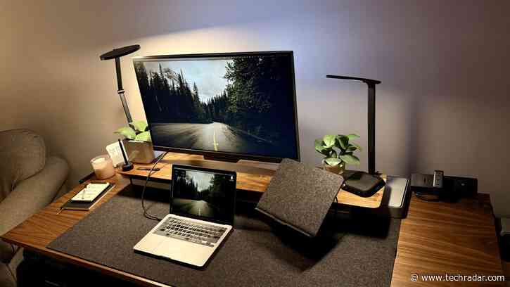 Attention software devs - BenQ has created this business monitor specifically for you