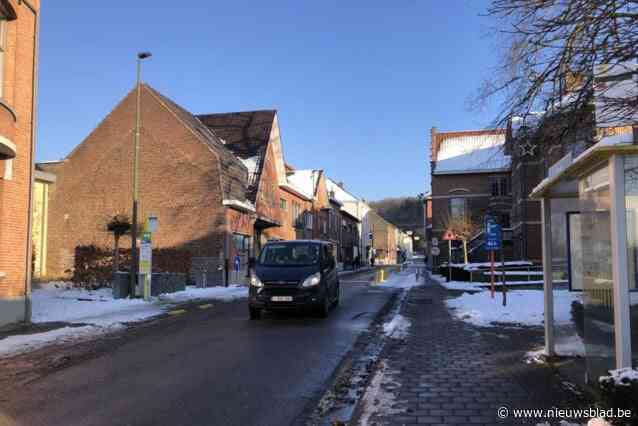 Veelbesproken politiek dossier eindelijk beslist, Beekstraat blijft eenrichtingsverkeer: “Anders dreigen we subsidie te verliezen”