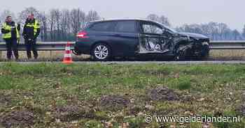 Hoogbejaarde vrouw botst achterop vrachtwagen op A18 bij Westendorp