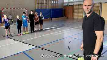 Fußballprofi mit Köpfchen – Eintracht-Legende ist Lehrer in Wendeburg