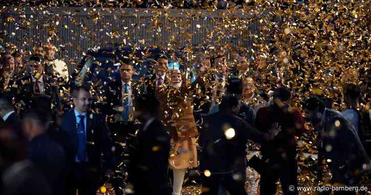 Neue Regierungschefin Delhis vereidigt