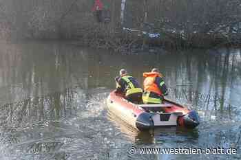 Zwölfjähriger Junge bricht ins Eis ein