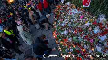 Zahlreiche Menschen erinnern an Opfer des Münchner Anschlags