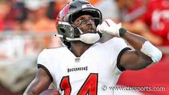 Ranking NFL's top 25 offensive free agents, plus grading every team's 2024 season and salary cap going up